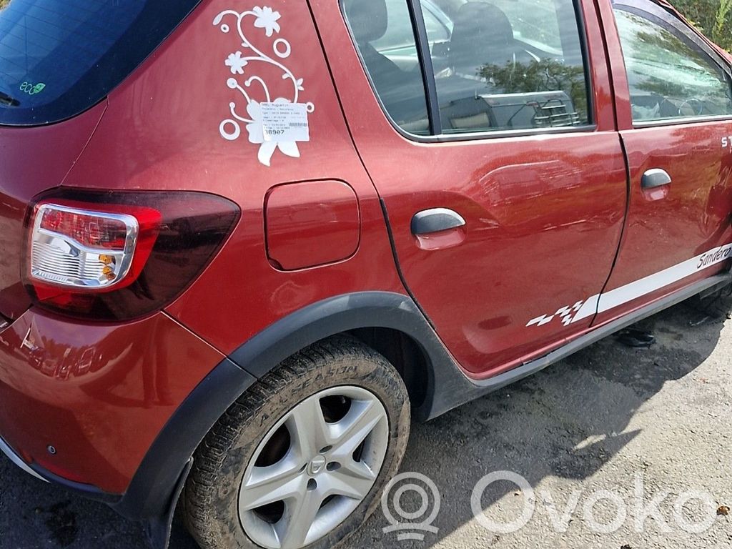 Sandero Sandero, Sandero Stepway