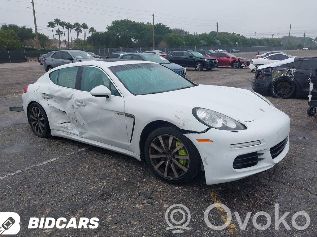 Panamera (970) Panamera  97061820130