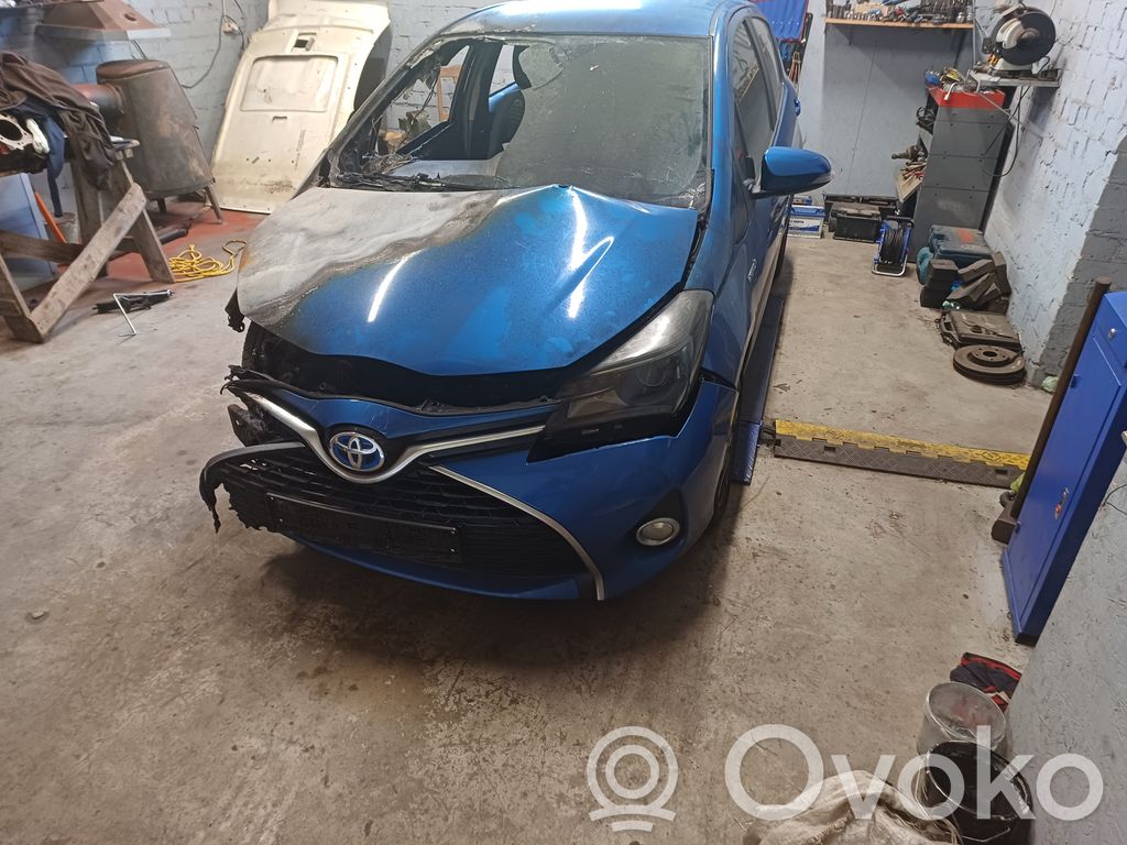 Yaris Yaris  896500D353