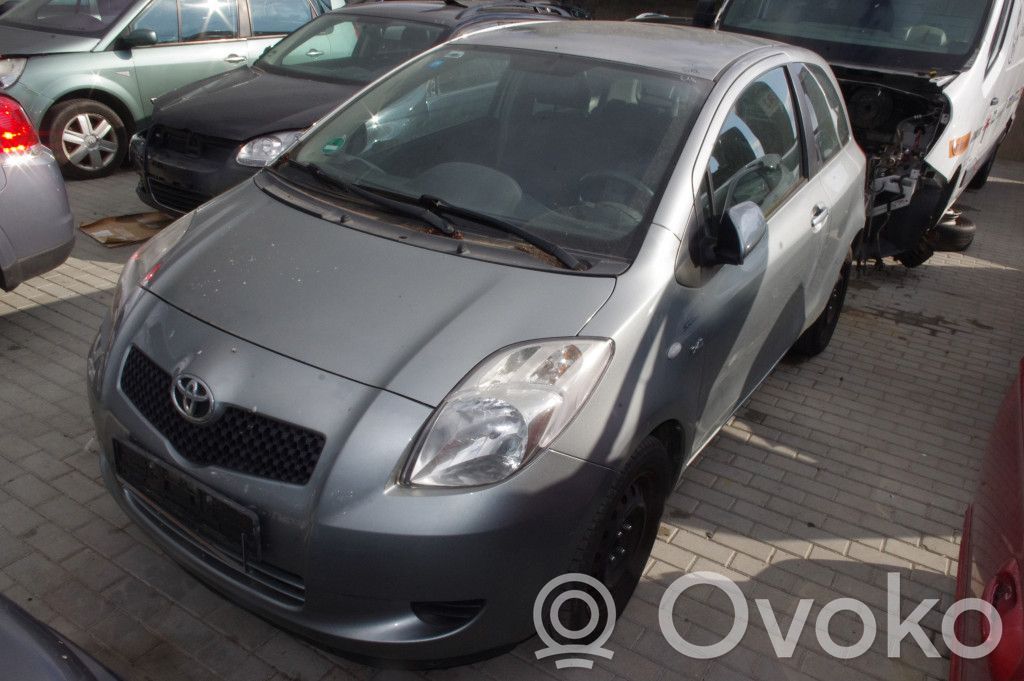 Yaris Yaris  891730D020