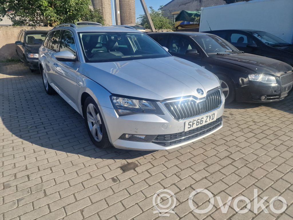 Superb B8 (3V) Superb  3Q0907561C
