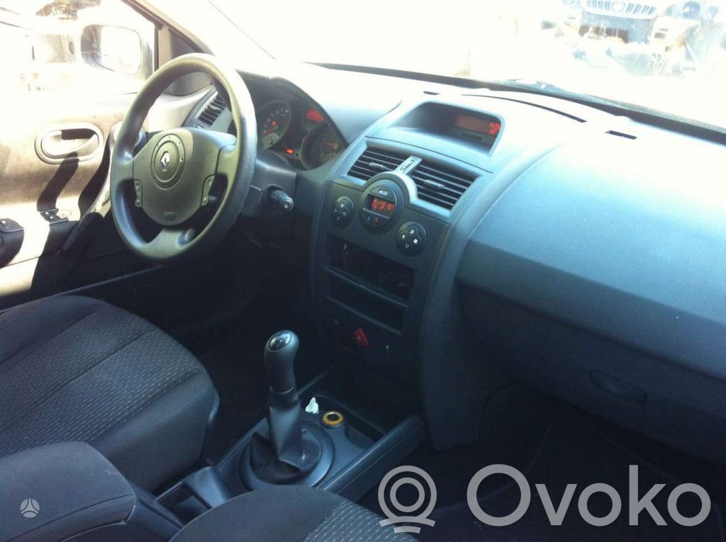 Megane II Megane  8200141079