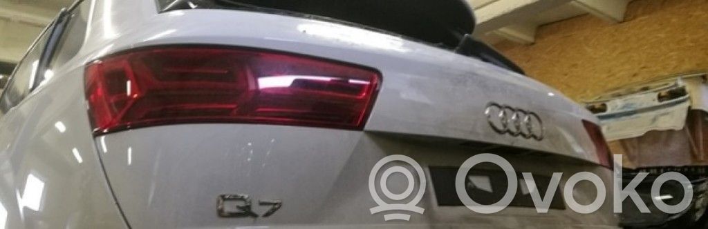 Q7 4M Q7  4M0959593D
