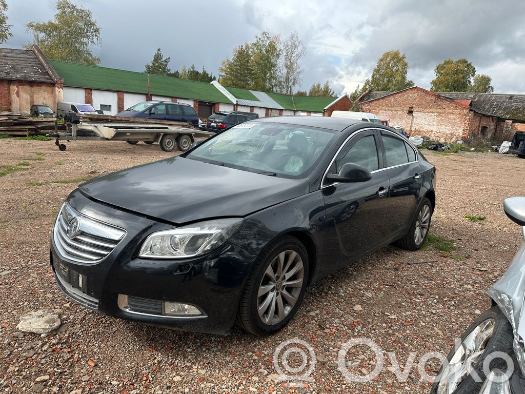 Insignia A Insignia  2273776802