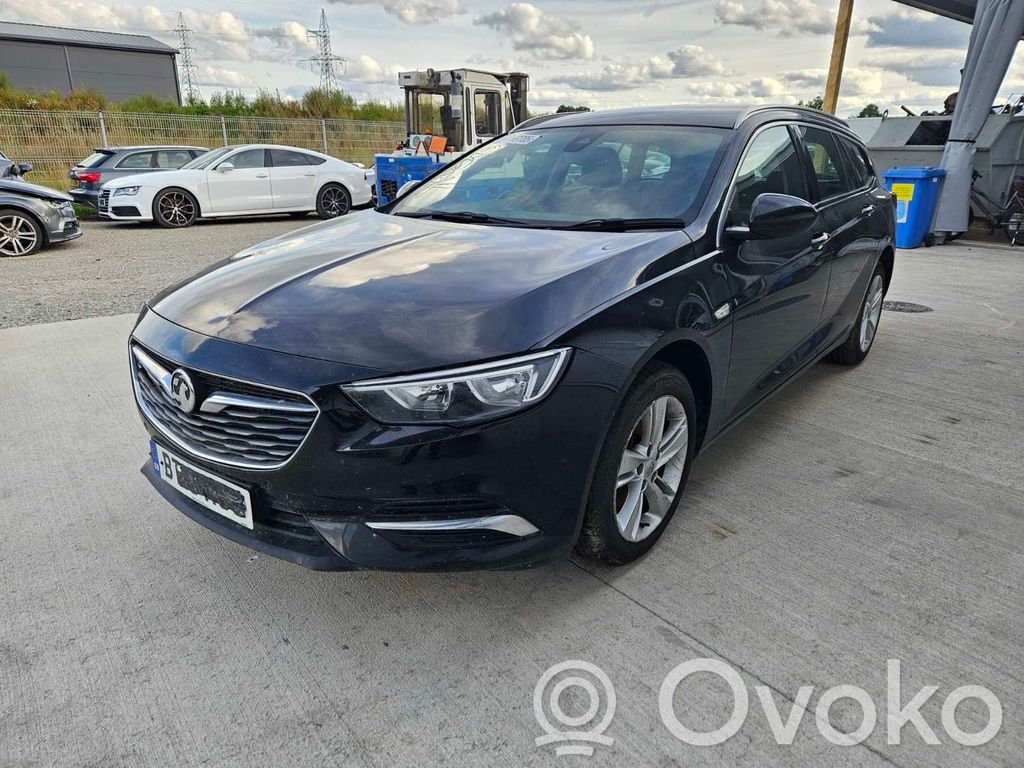 Insignia B Insignia  55500308