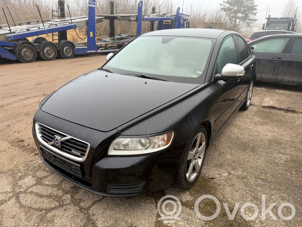 S40 S40, V40  31310000
