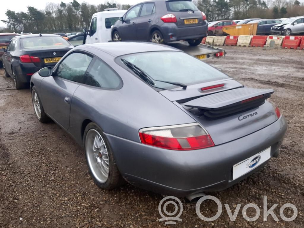 911 996 911  9604