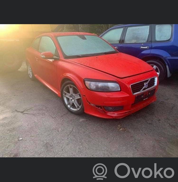 C30 C30  D1561C2