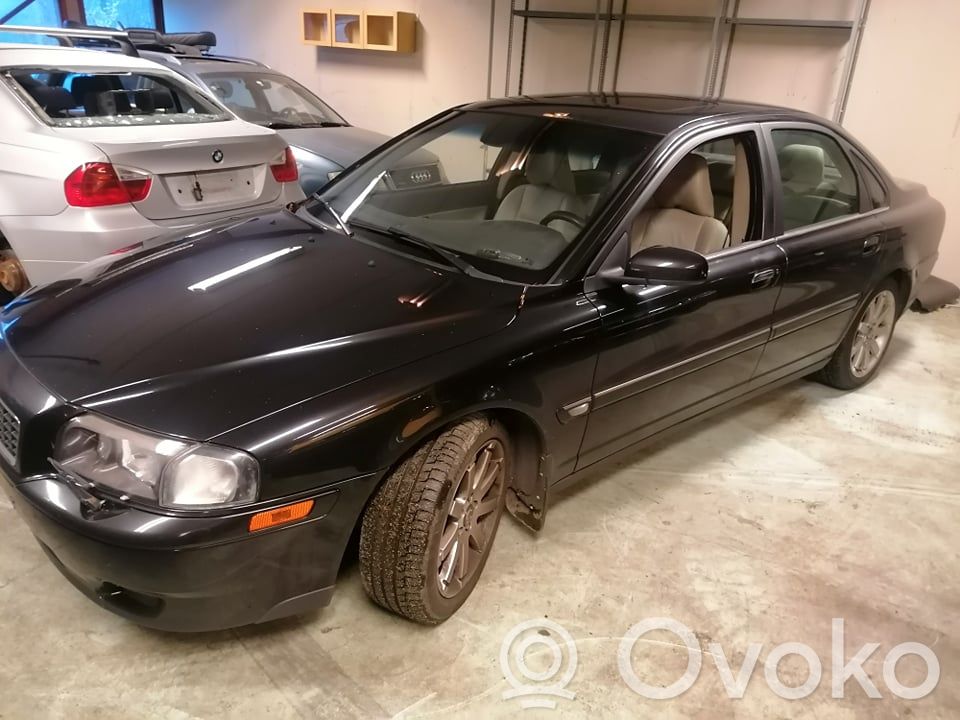 S80 S80  30752242