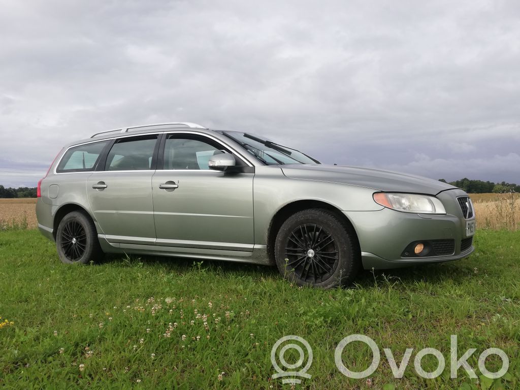 V70 S70, V70, V70 XC  39884077