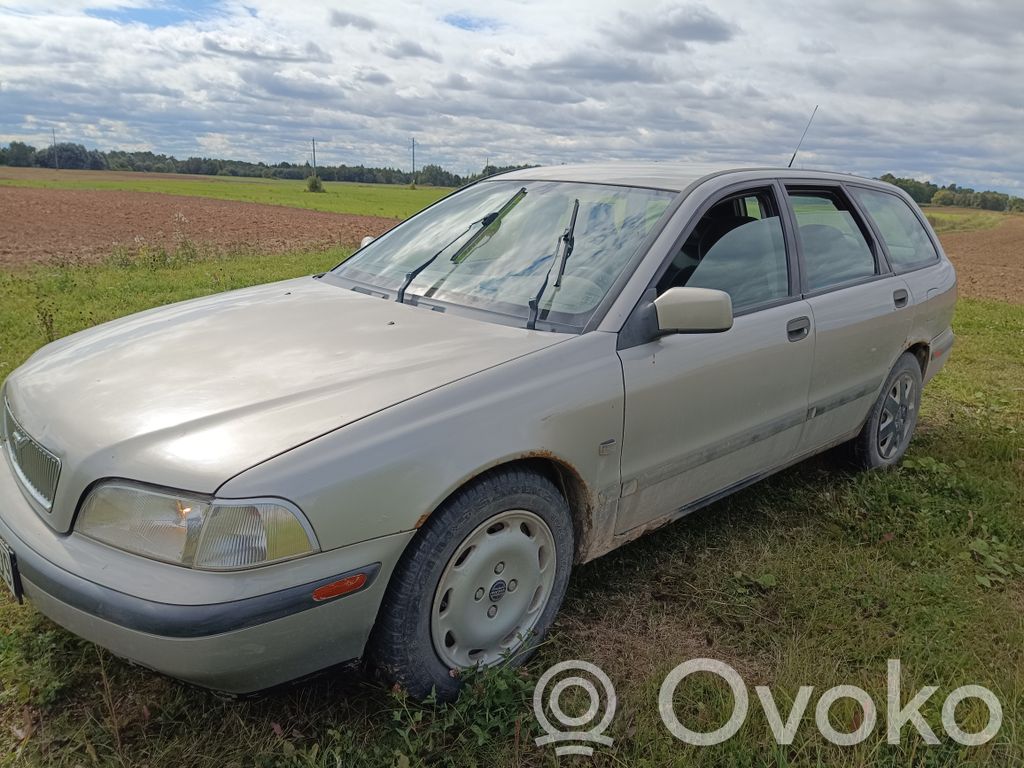 S40, V40 S40, V40