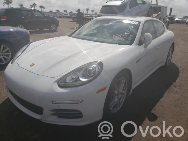 Panamera (970) Panamera  700072586004