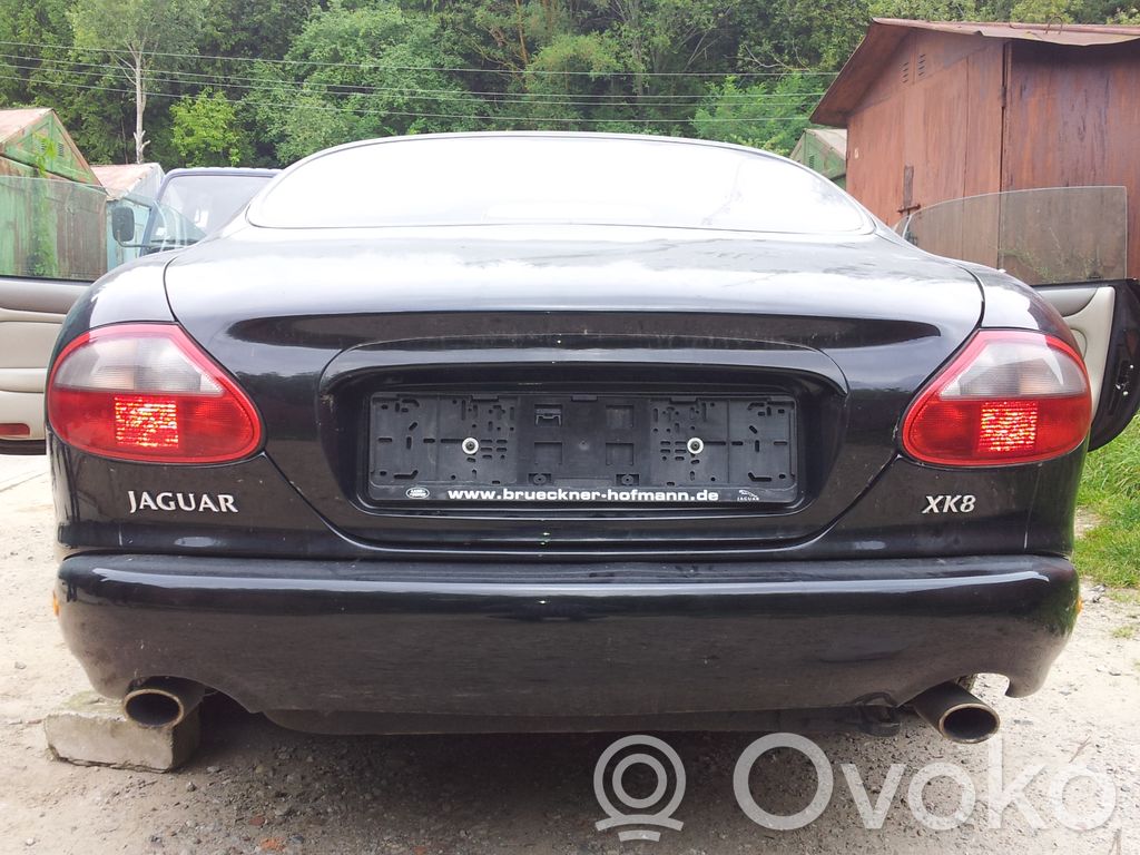 XK8 - XKR XK-Series  27832357