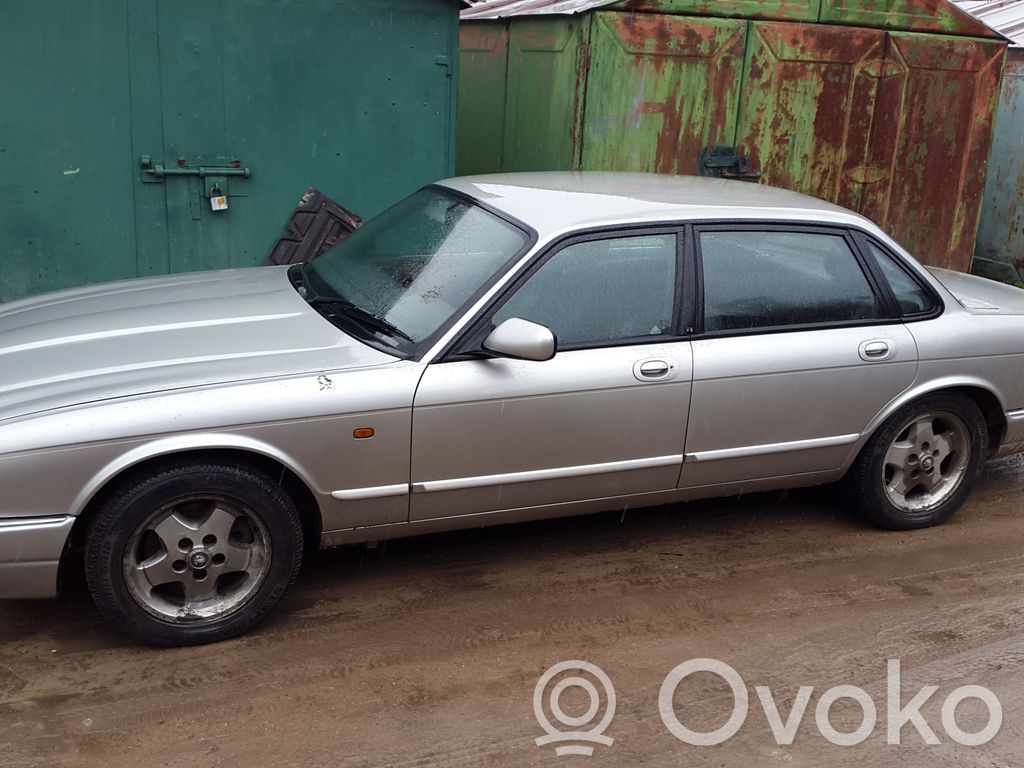XJ X308 XJ  0655009970