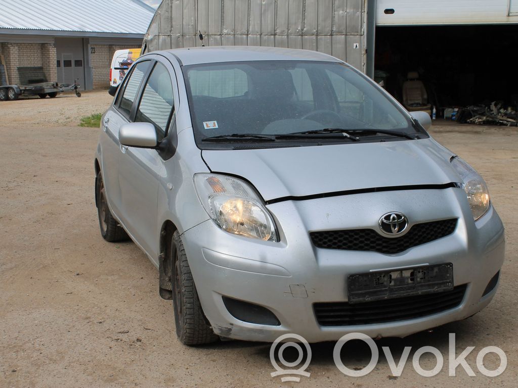 Yaris Yaris  896610DB01