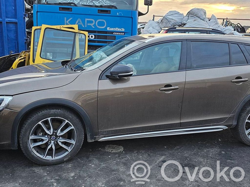 V60 V60, V60 Cross Country