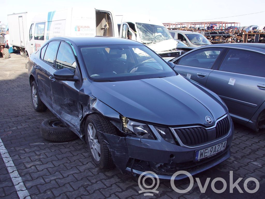 Octavia Mk3 (5E) Octavia  04L131051F