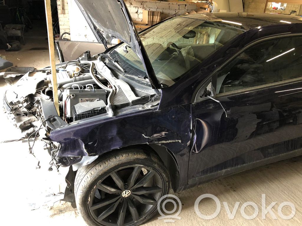 Scirocco Scirocco  1K8941333