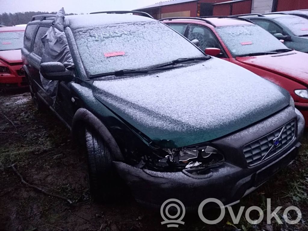 XC70 XC70  P8689218