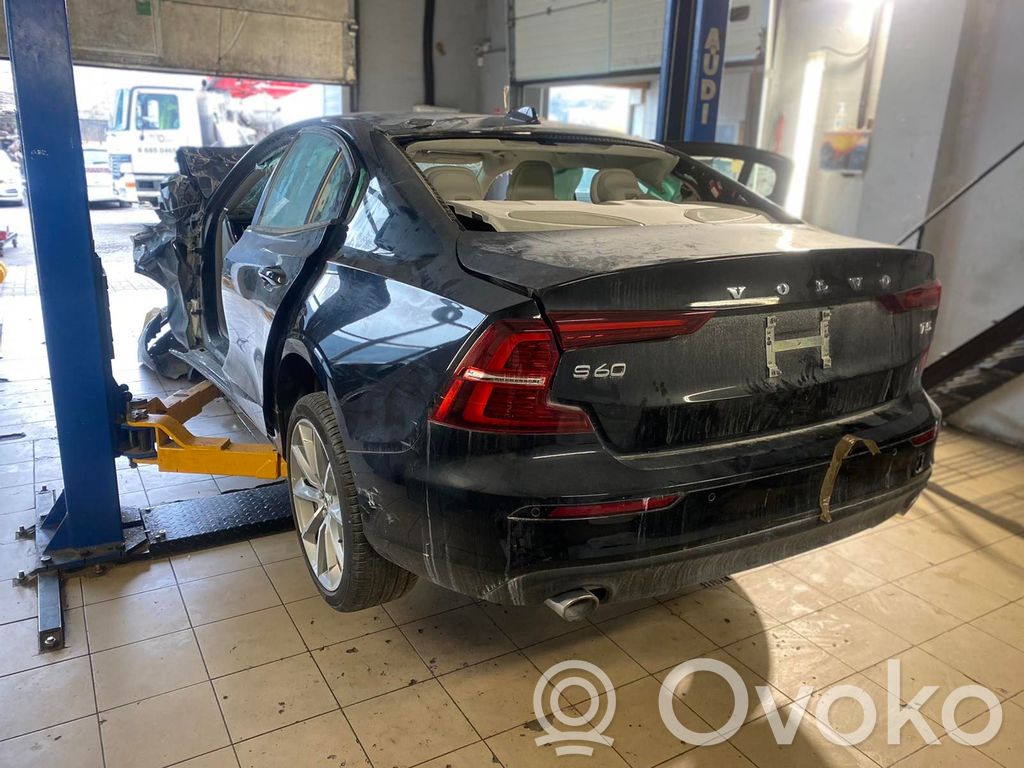 S60 S60  31439481