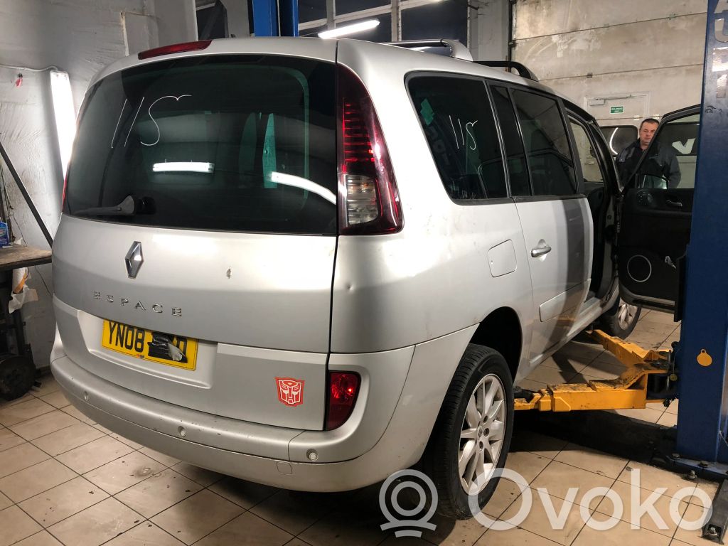 Espace -  Grand espace IV Espace  8200645520