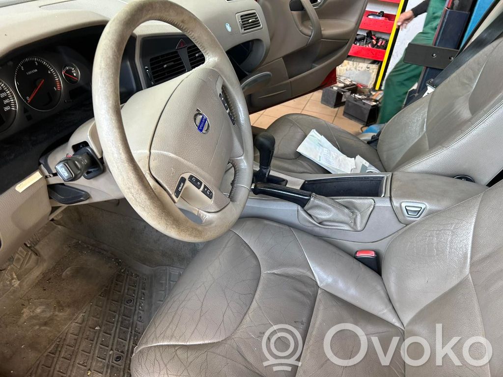 V70 S70, V70, V70 XC  36012458