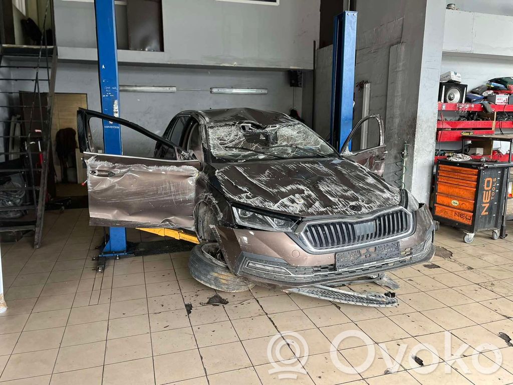 Octavia Mk4 Octavia  5E3857504