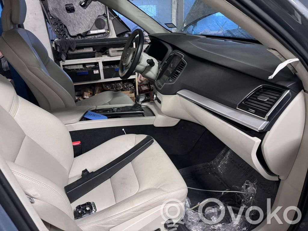 XC90 XC90  32244985