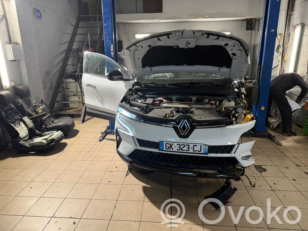 Megane E-Tech Megane E-Tech  6AM402
