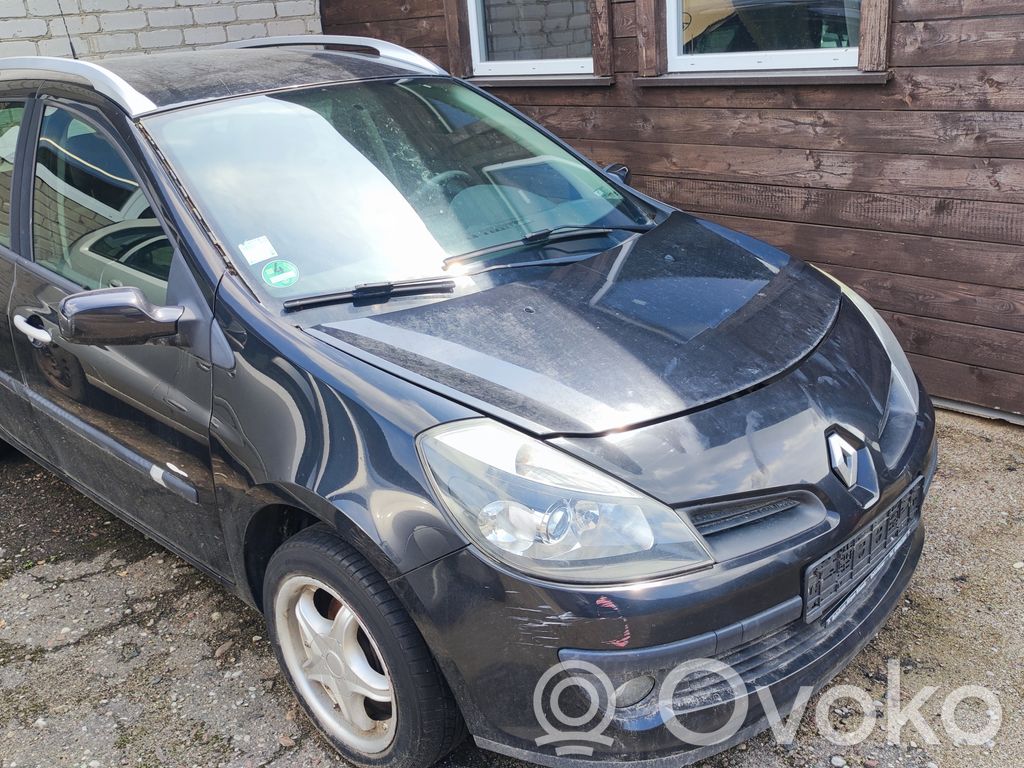 Clio III Clio  8200234357