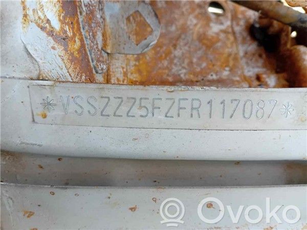 Leon (5F) Leon  2Z911024Q