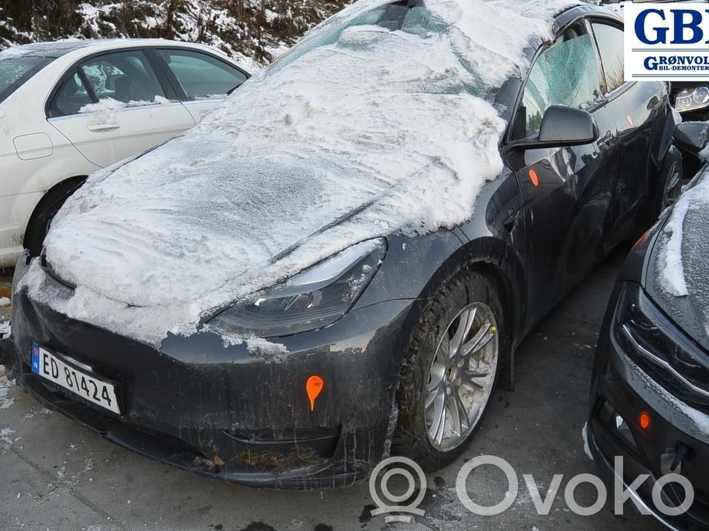 Model Y Tesla Model Y  107739800H