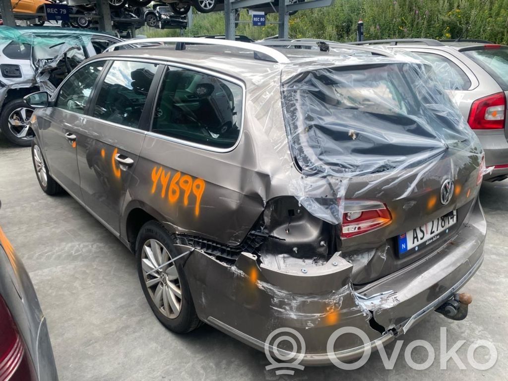 PASSAT B7 Passat  3AB423050M