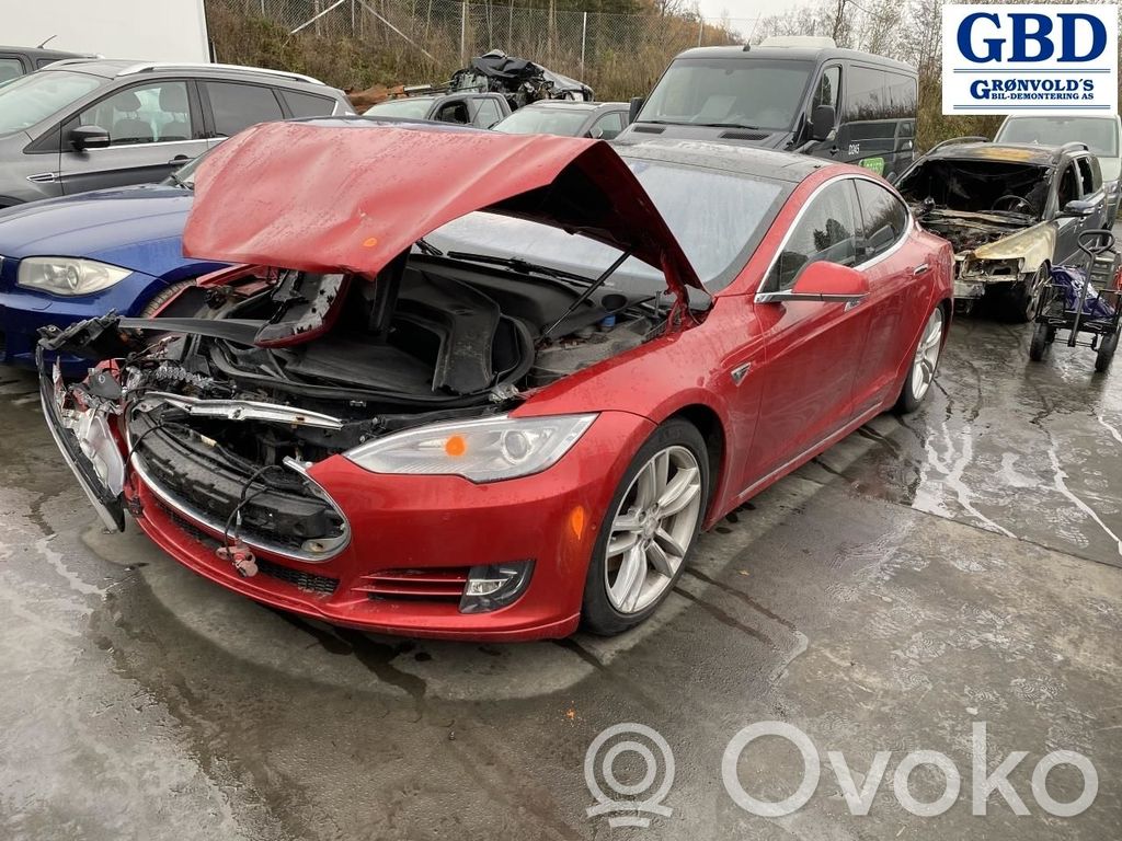 Model S Tesla Model S  6006662E0H
