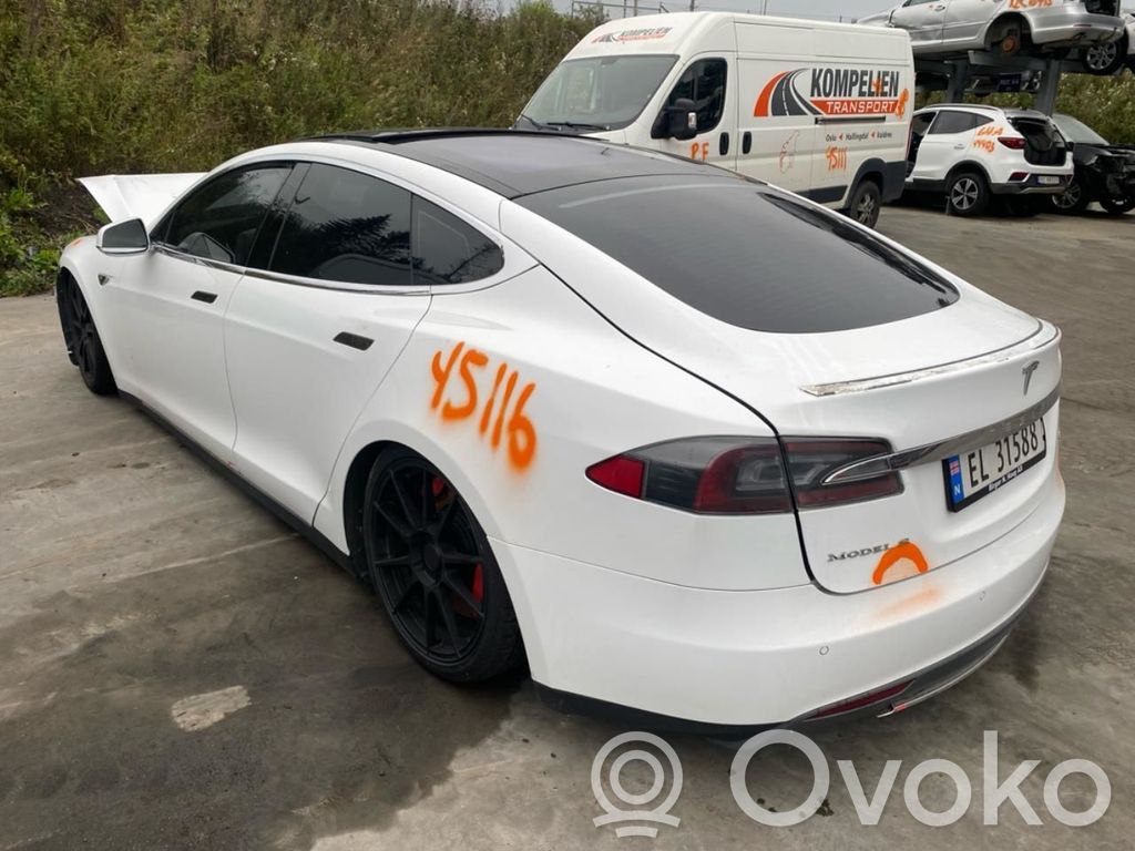 Model S Tesla Model S