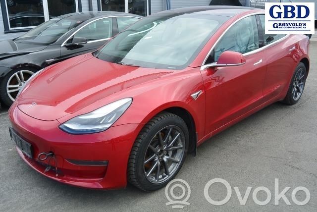 Model 3 Tesla Model 3  109230800E
