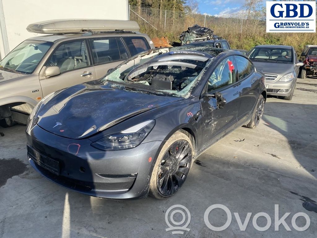 Model 3 Tesla Model 3  112750312C