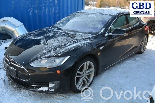 Model S Tesla Model S  104396600A