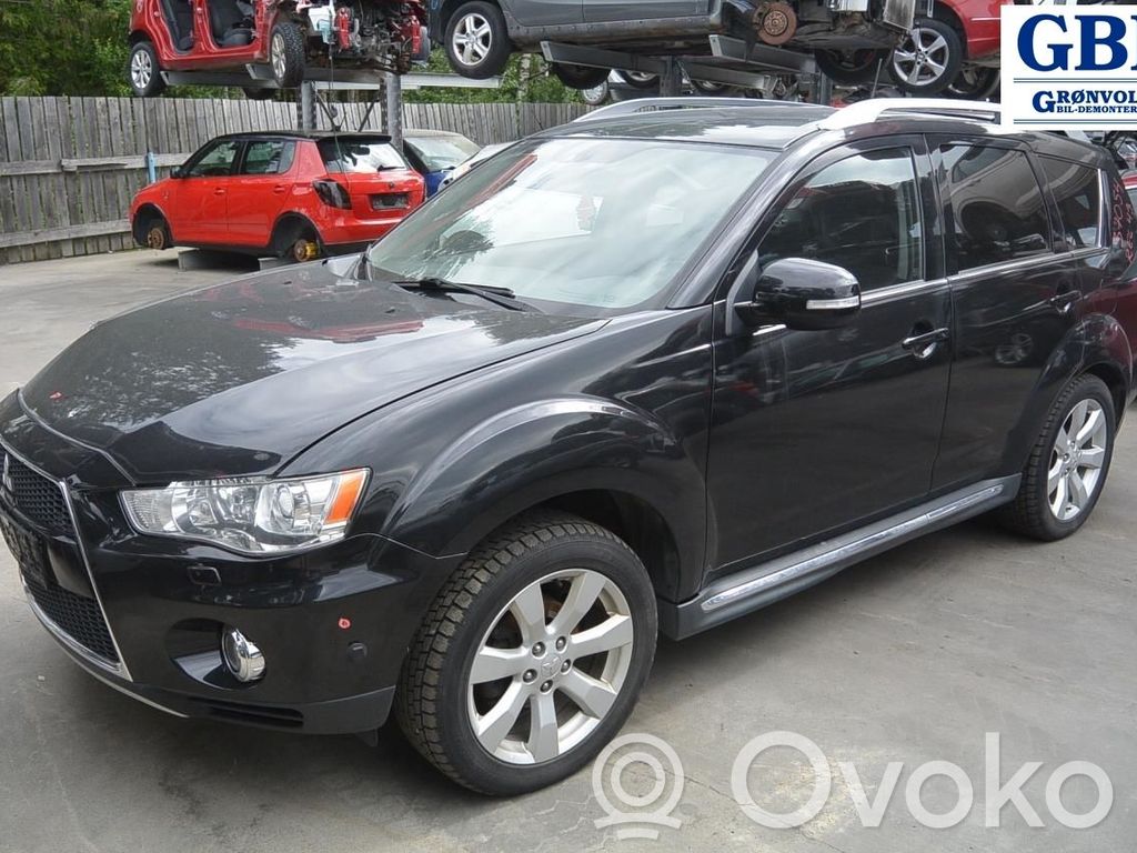 Outlander Outlander  1860B812