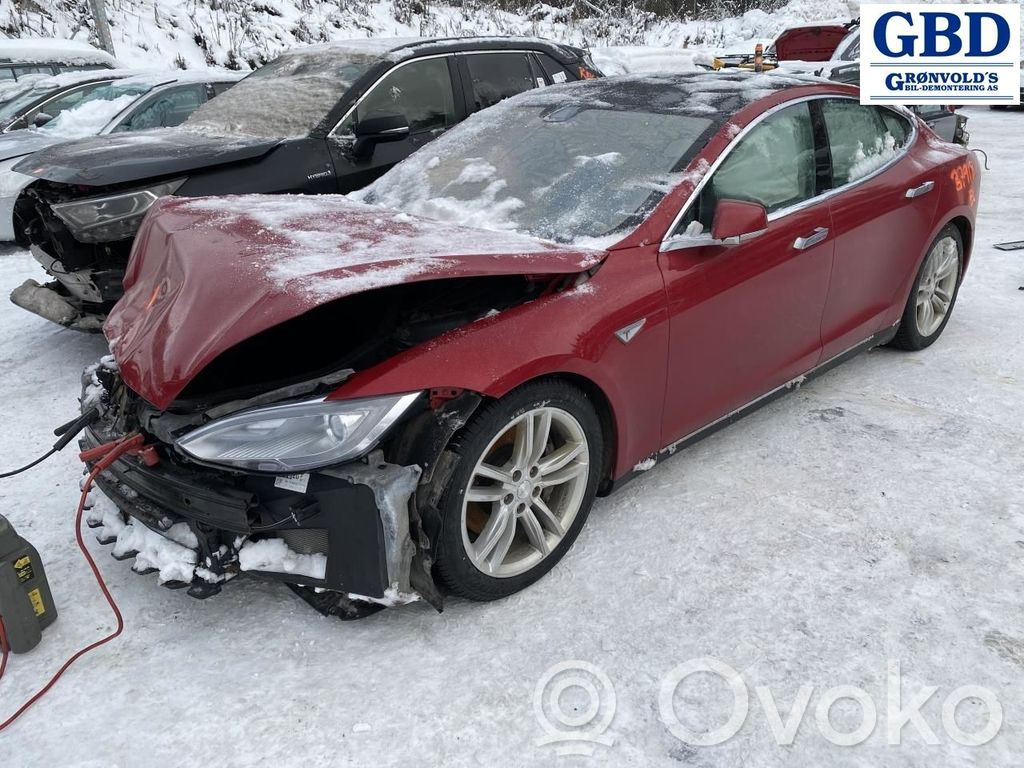 Model S Tesla Model S  103779700A