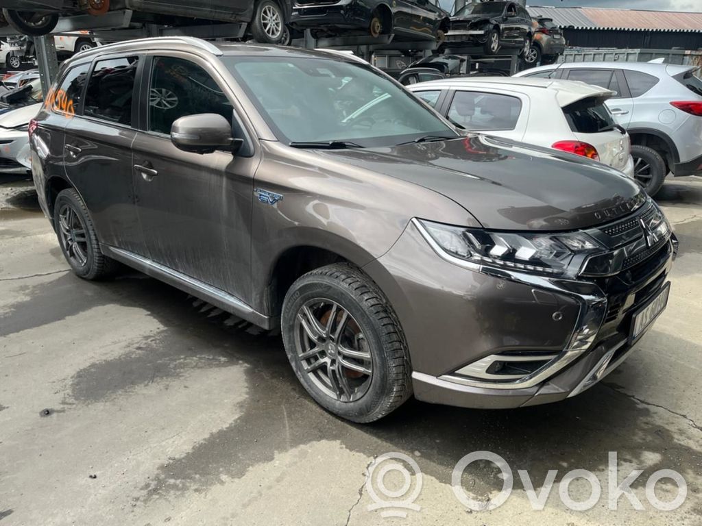 Outlander Outlander  2700A404