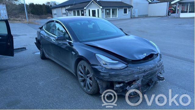 Model 3 Tesla Model 3  104474600A