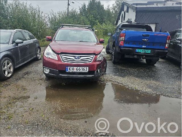 Outback Outback  23700AA650