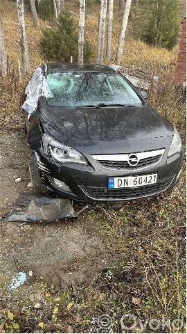 Astra J Astra  25881204