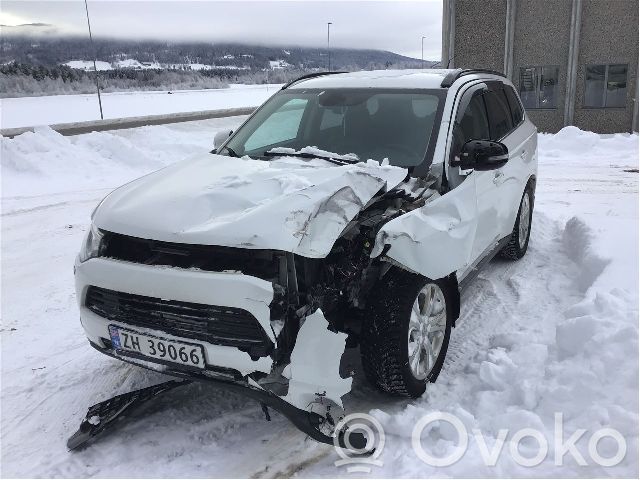 Outlander Outlander  1860B815