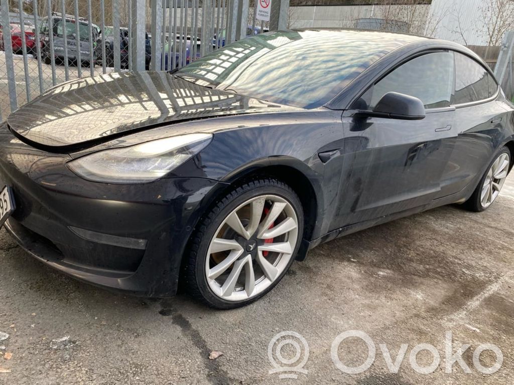 Model 3 Tesla Model 3  800820400A