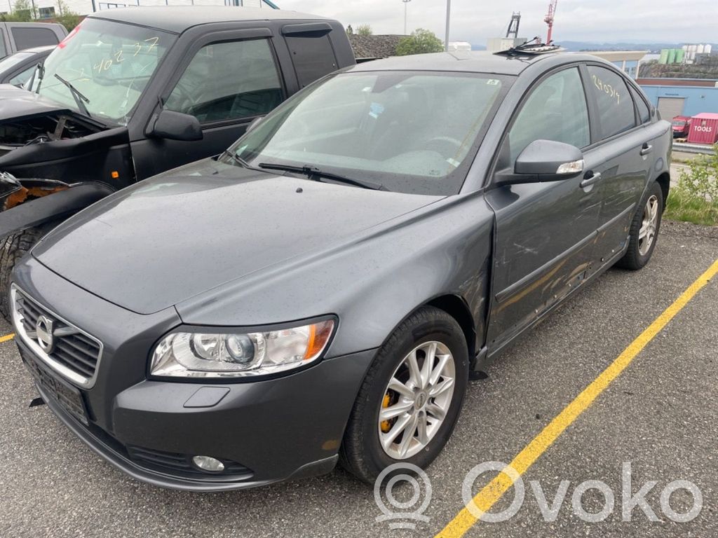 S40 S40, V40  39854498