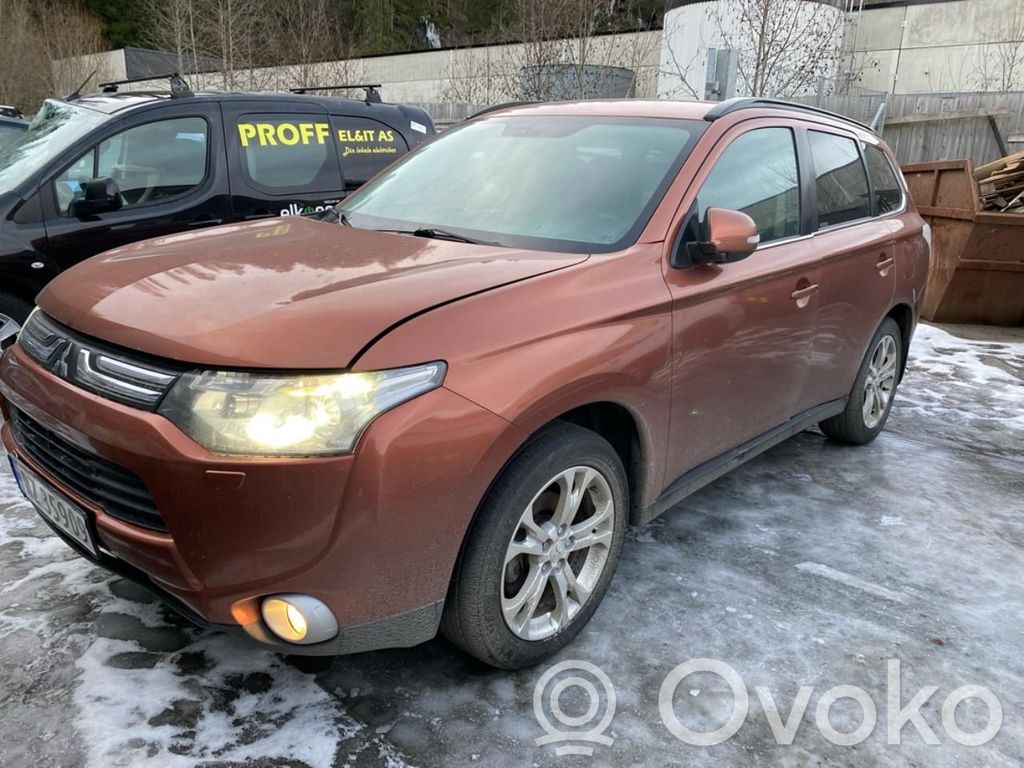 Outlander Outlander  1860B814