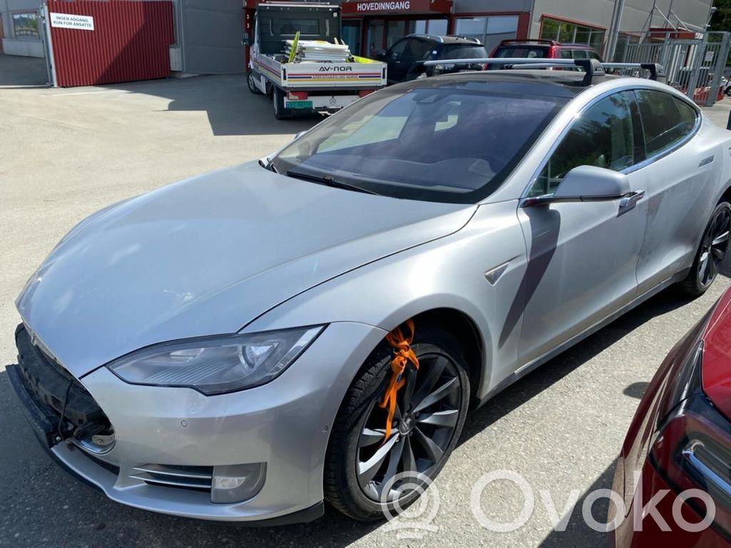 Model S Tesla Model S  600592100C