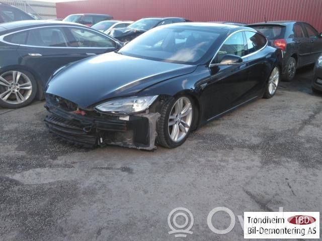 Model S Tesla Model S  A70525700DG